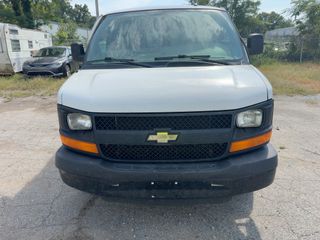 2015 Chevrolet Express 3500 Work Van - Exterior Front Center Image